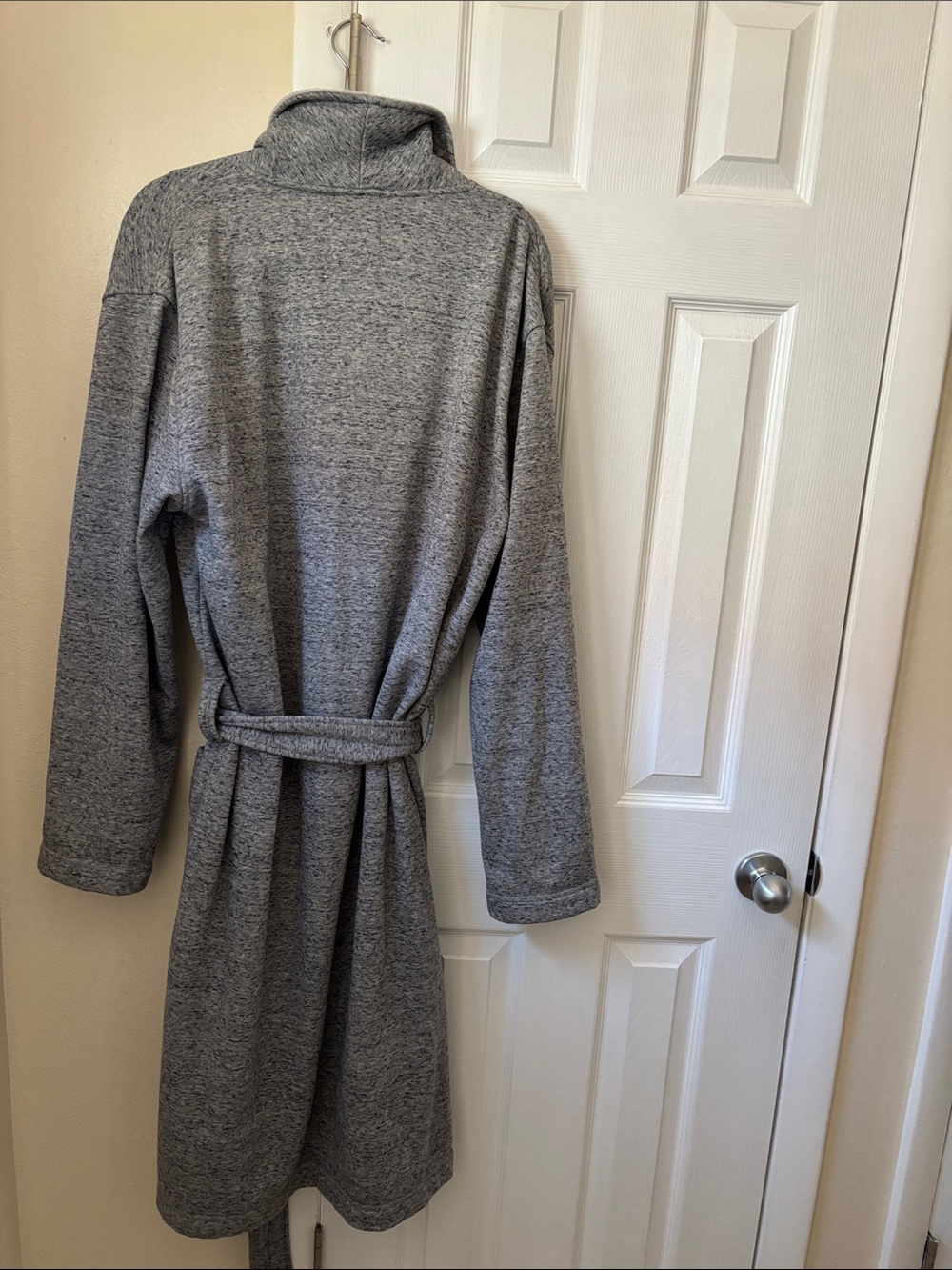 UGG Men’s Robe - Picture 4 of 8